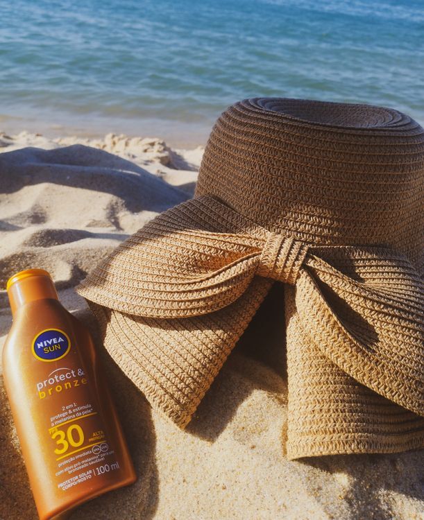 bring sun protection on a sailing trip