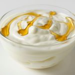 greek yoghurt with honey