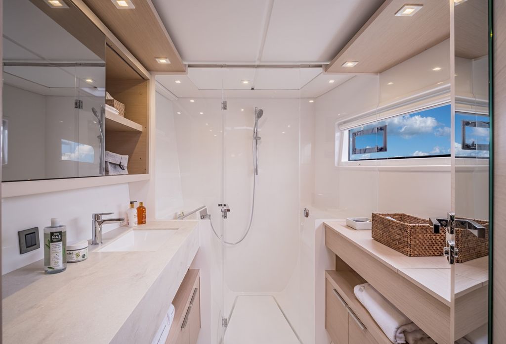 Lagoon 46 for Sale in Greece - Boat Images