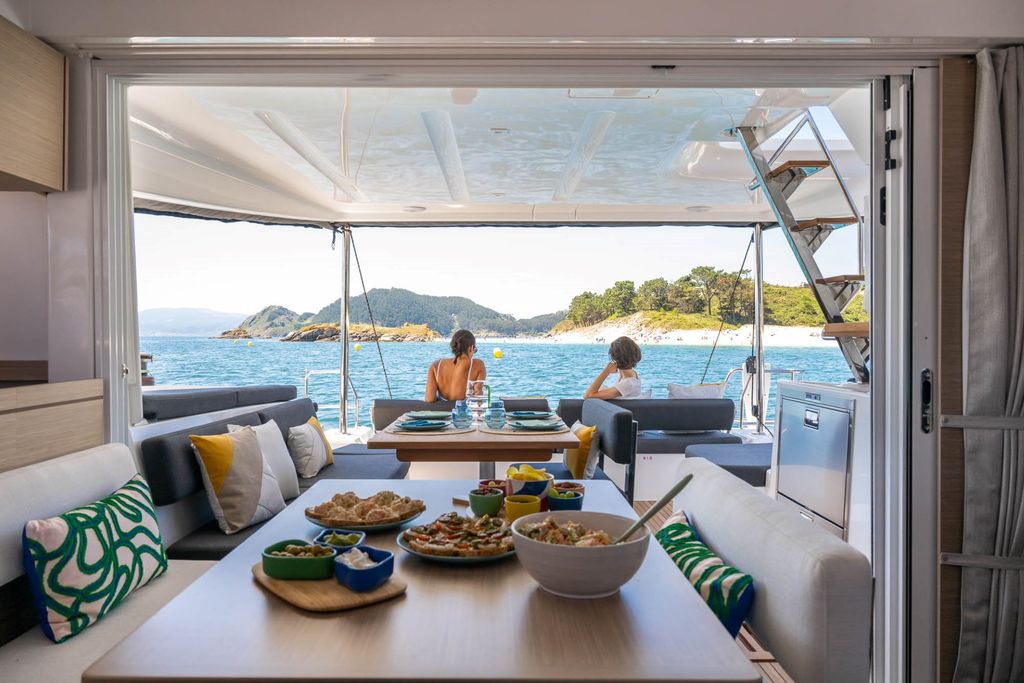 Lagoon 43 for Sale in Greece - Boat Images
