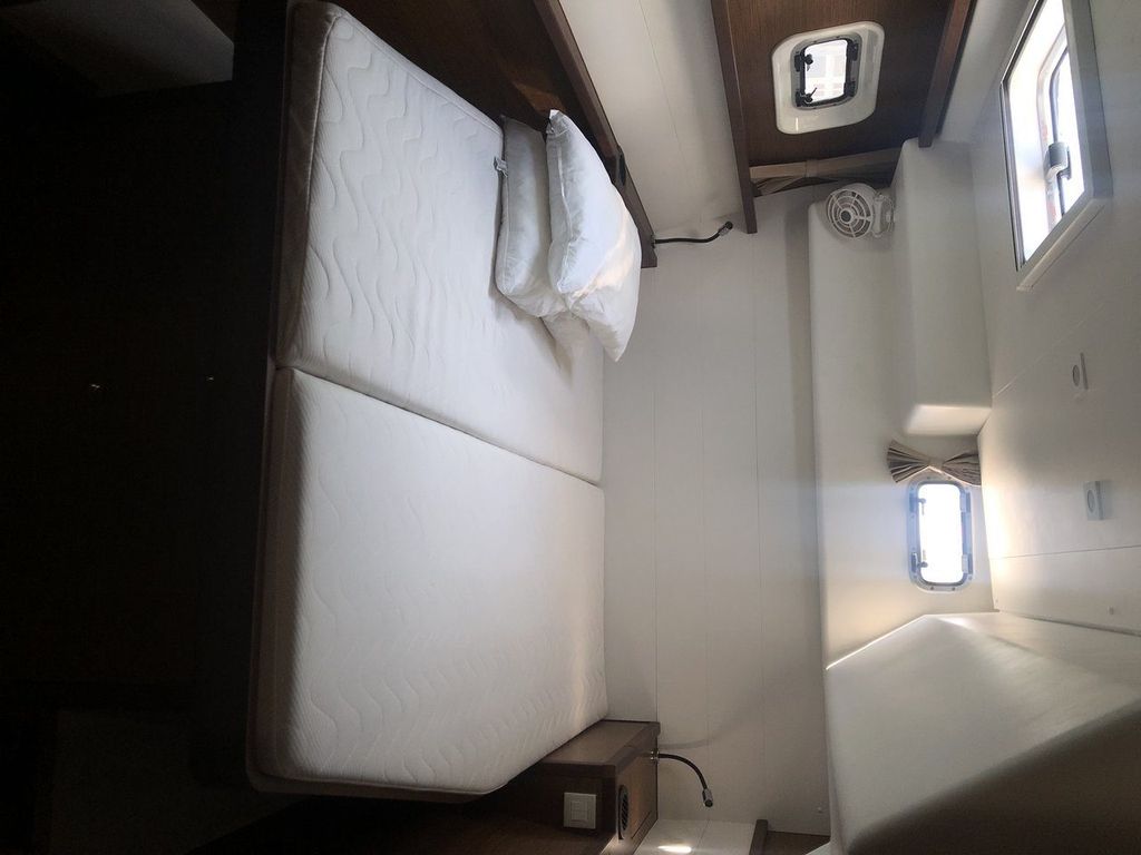 Lagoon 450 Pre-Owned Catamaran for Sale in Greece - Boat Images