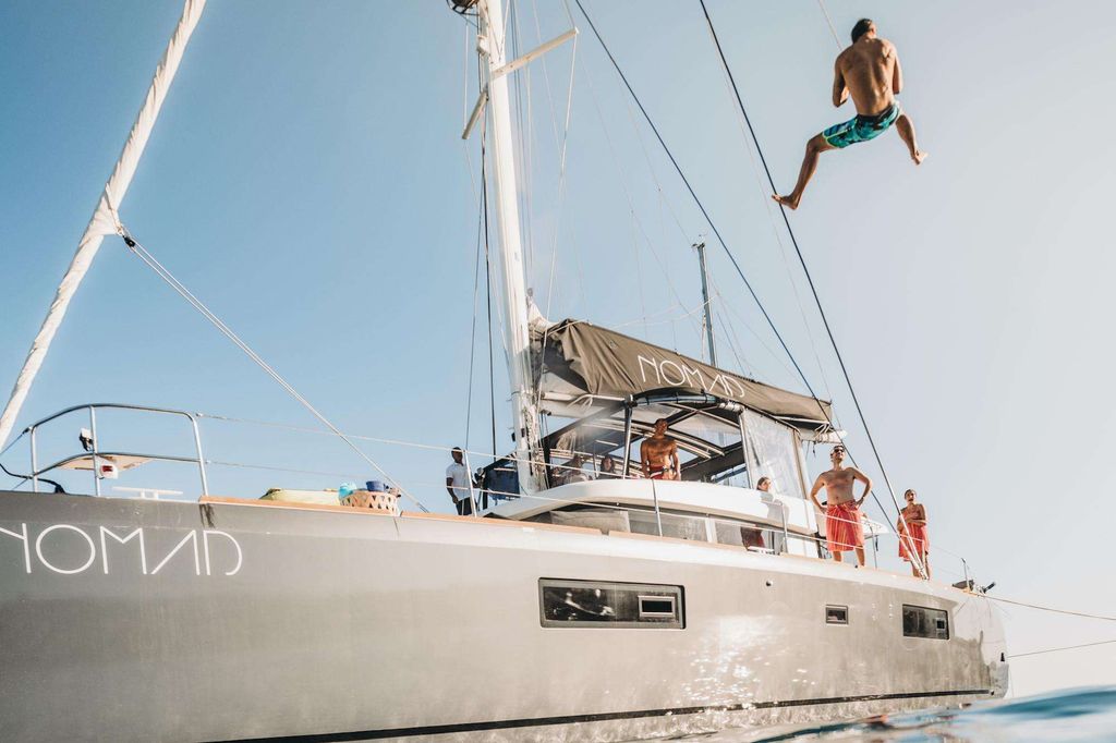 NOMAD - Boat Images