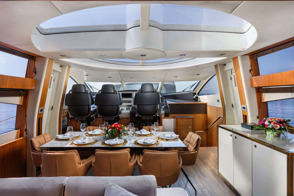 BLADE 6 - Boat Images
