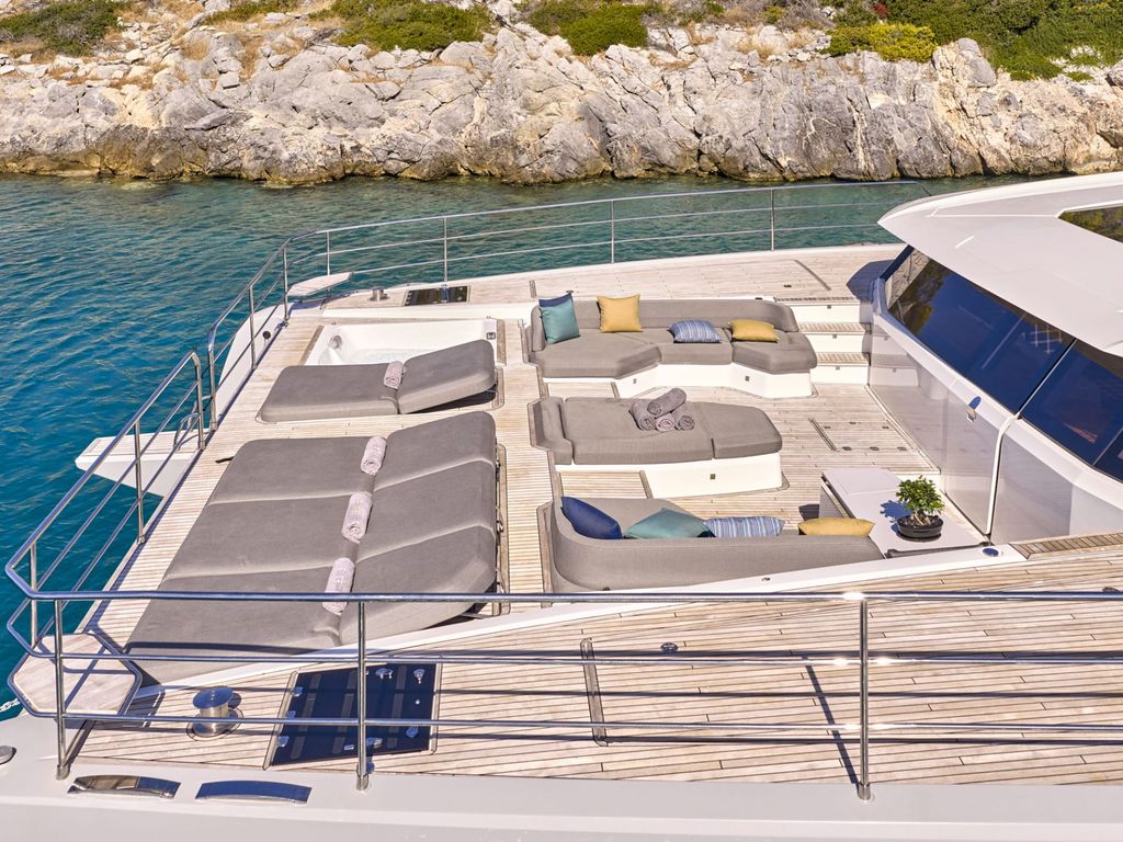 ALINA - Boat Images