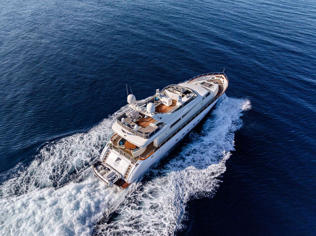 DREAM - Boat Images