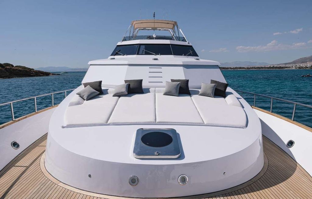 CARI&Ntilde;O - Boat Images