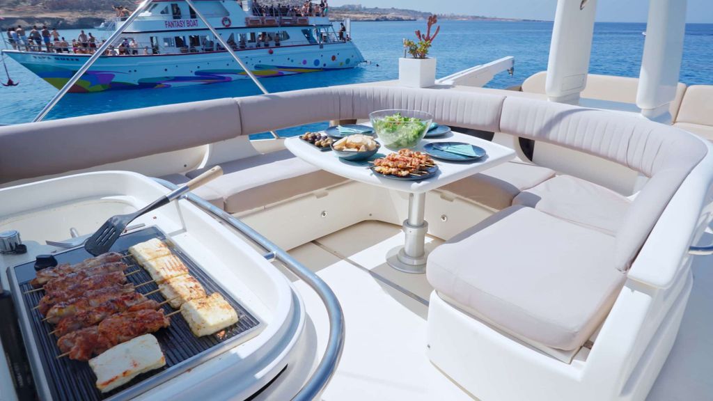 ESPERANZA - Boat Images