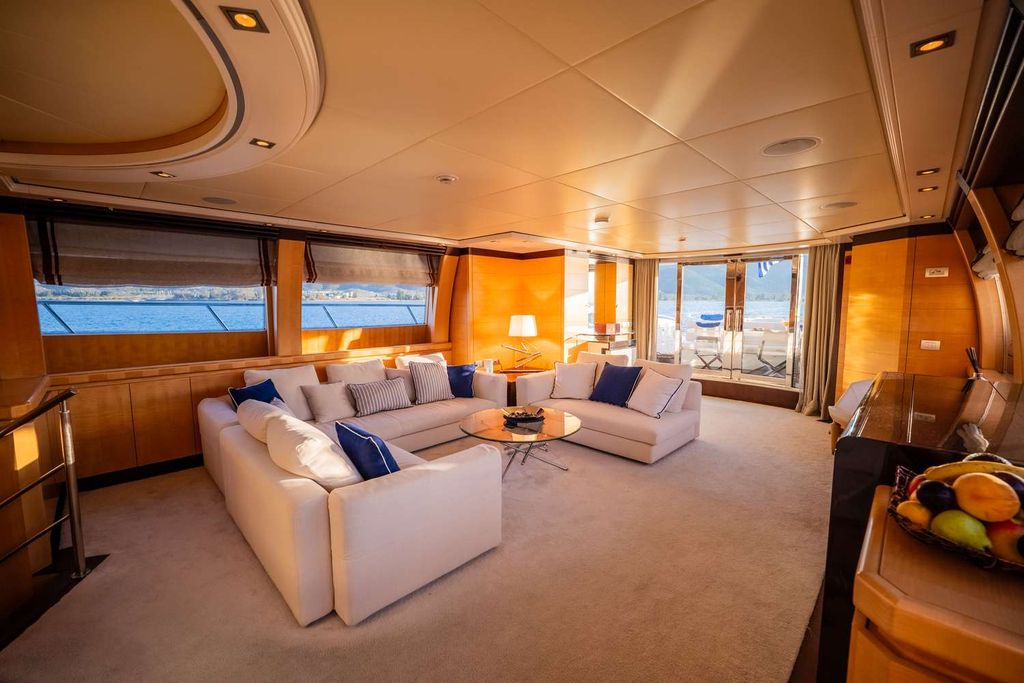 LIBERDADE - Boat Images