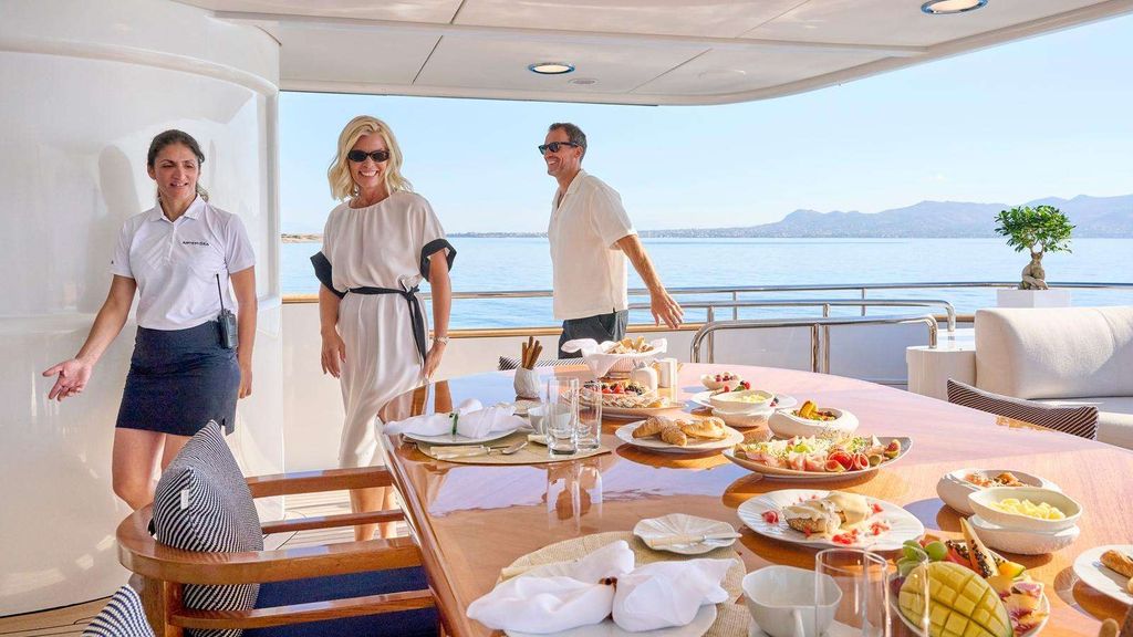 ARTEMISEA - Boat Images