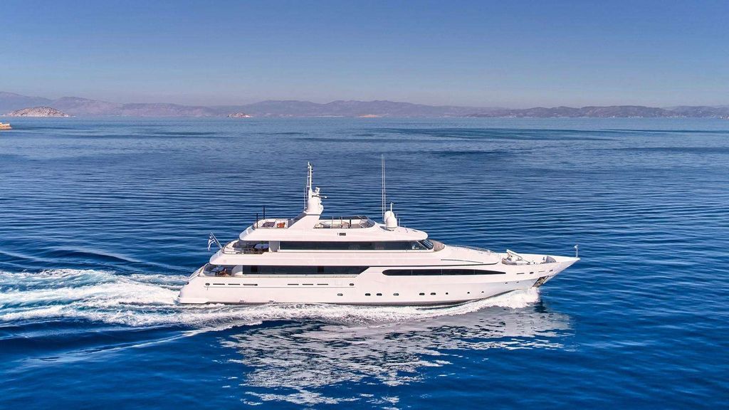 ARTEMISEA - Boat Images
