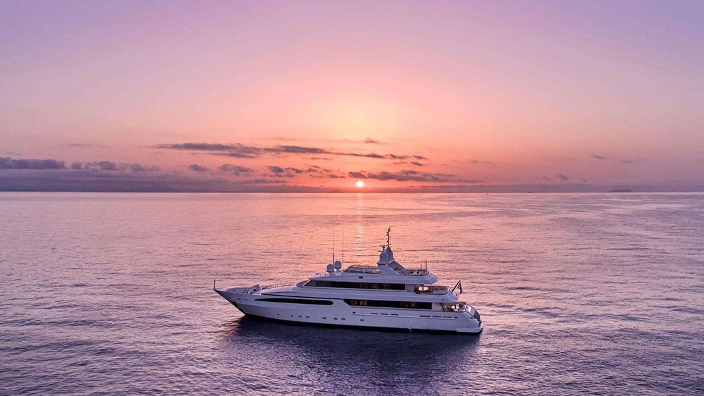 ARTEMISEA - Boat Images