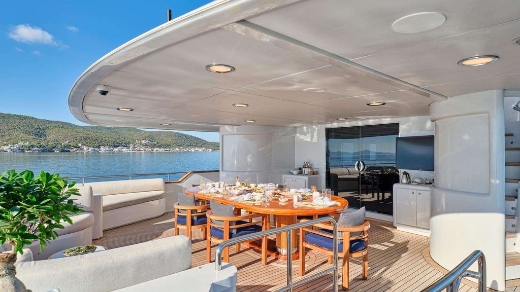 ARTEMISEA - Boat Images
