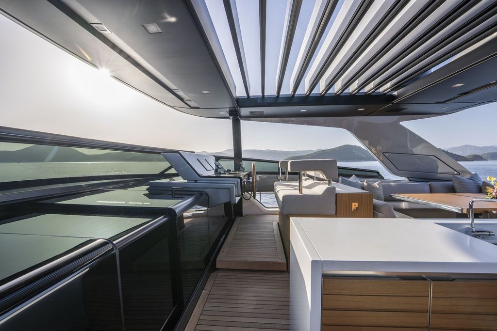 DANLOU - Boat Images