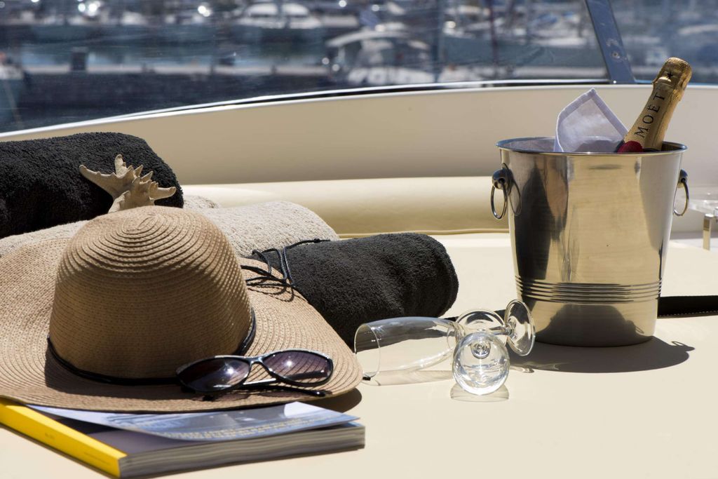 JULY - Boat Images
