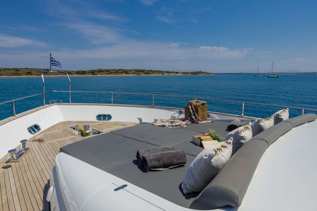 SALTY - Boat Images