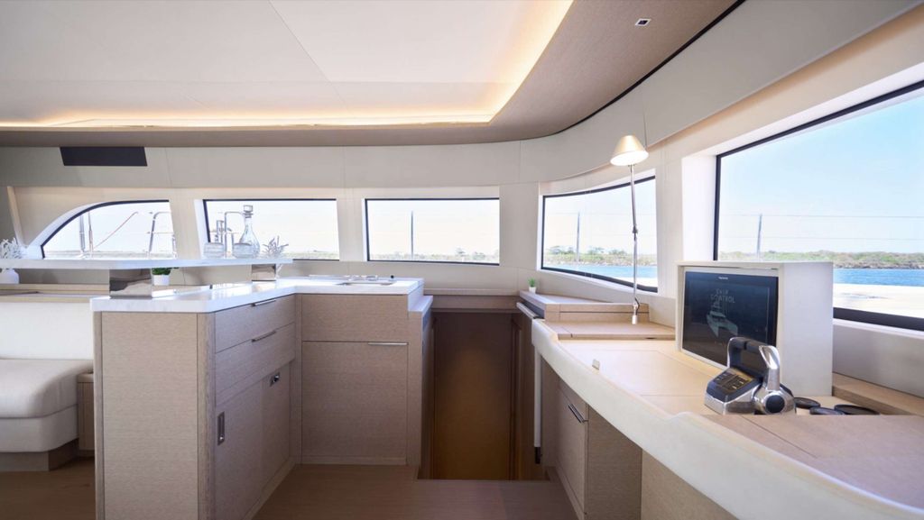 AMAREA - Boat Images