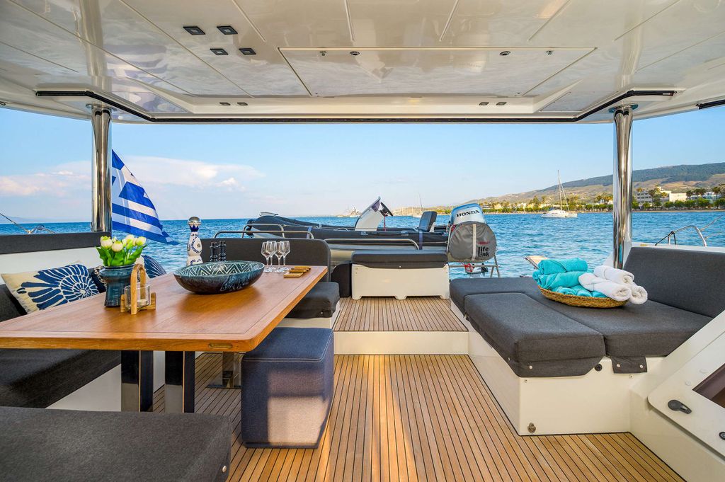 LARGO WINCH - Boat Images