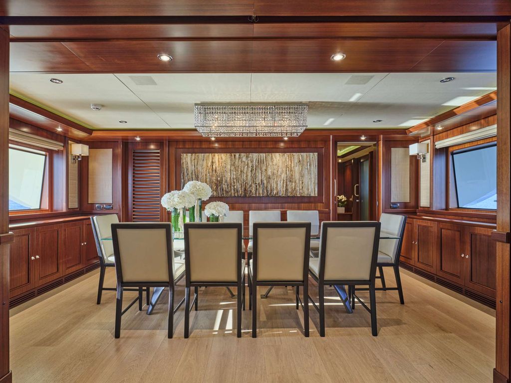 PALATIAL - Boat Images