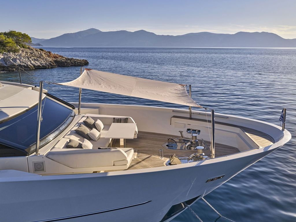 PIOLA - Boat Images