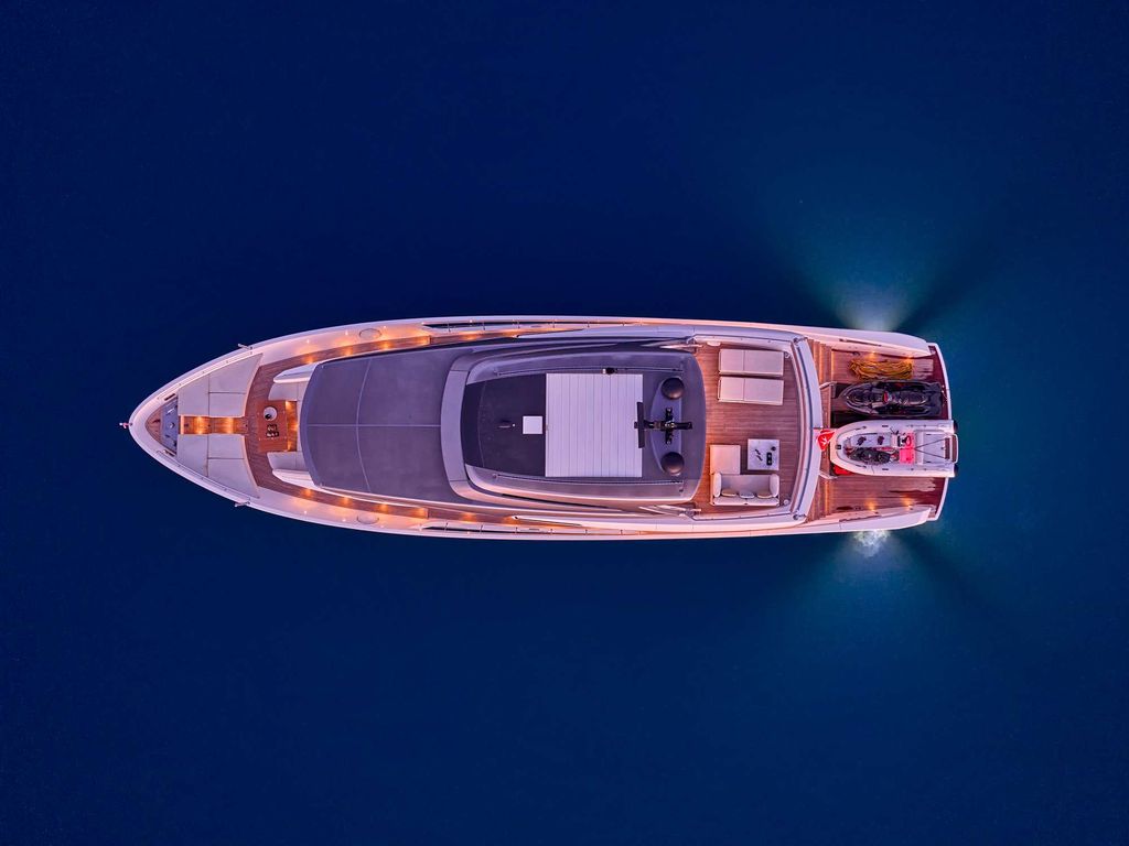 DELLAGRAZIA - Boat Images