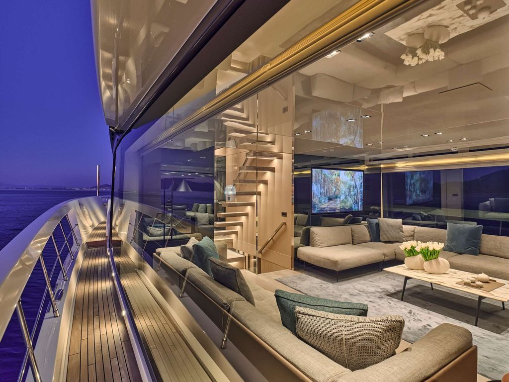 DELLAGRAZIA - Boat Images