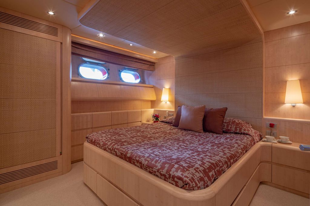 GLAROS - Boat Images
