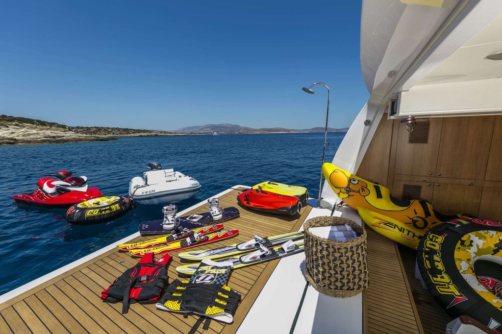 ALEXIA - Boat Images