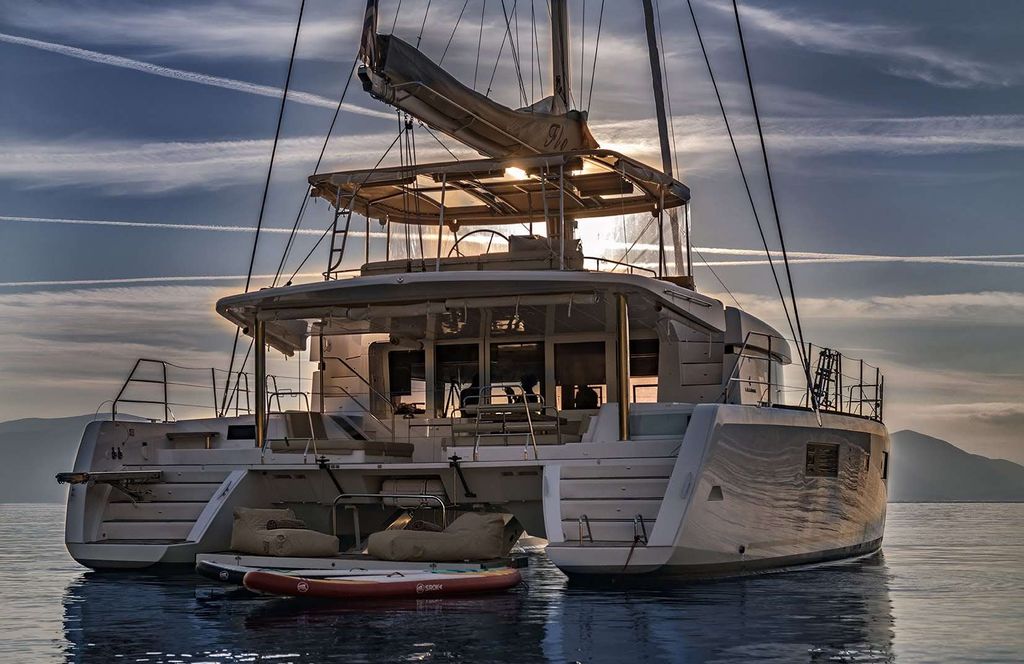 FLO - Boat Images