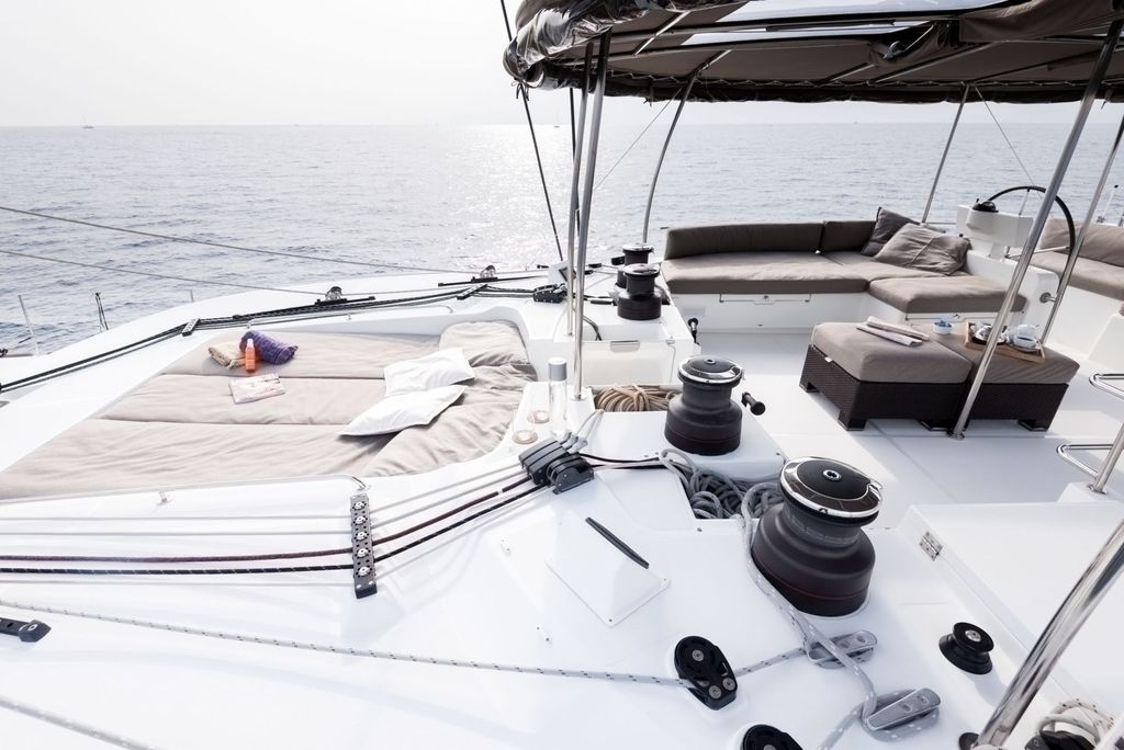 SELENE - Boat Images