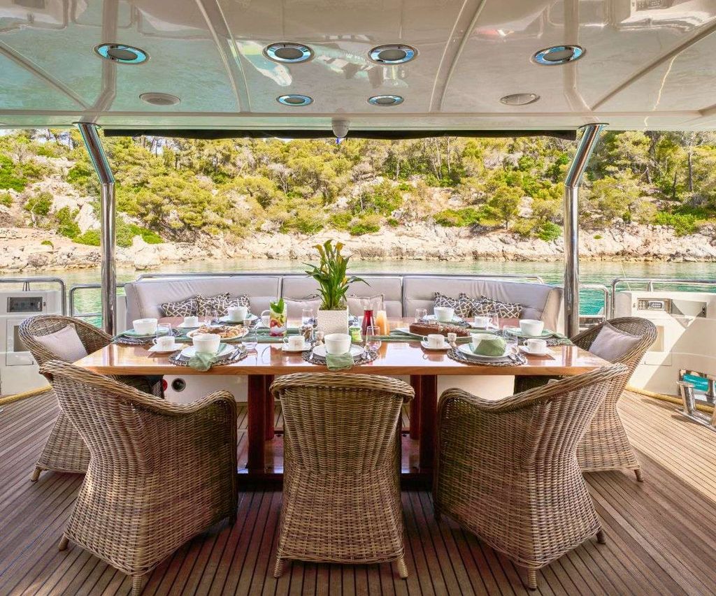 DIVINE - Boat Images