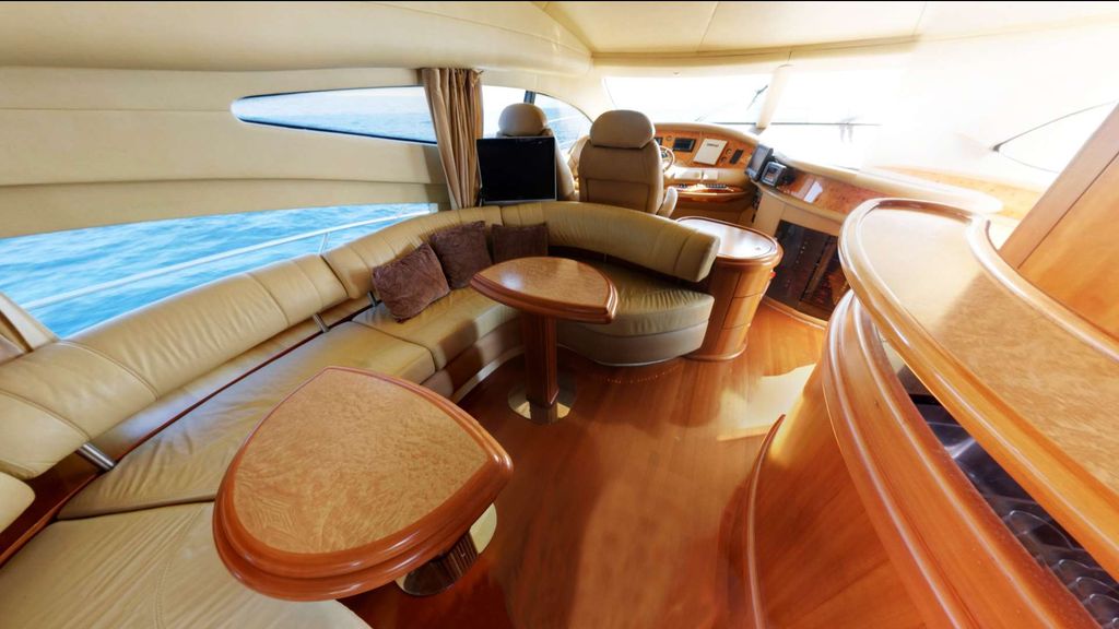 CHILL OUT II - Boat Images