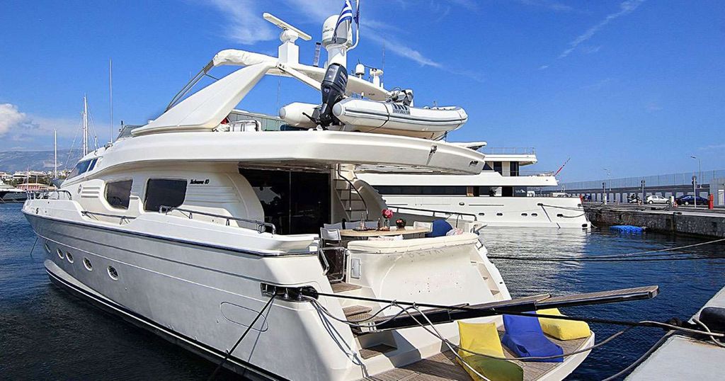 NOTUS - Boat Images