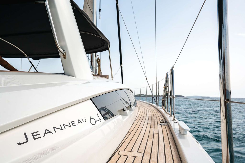 LIFE TIME - Boat Images
