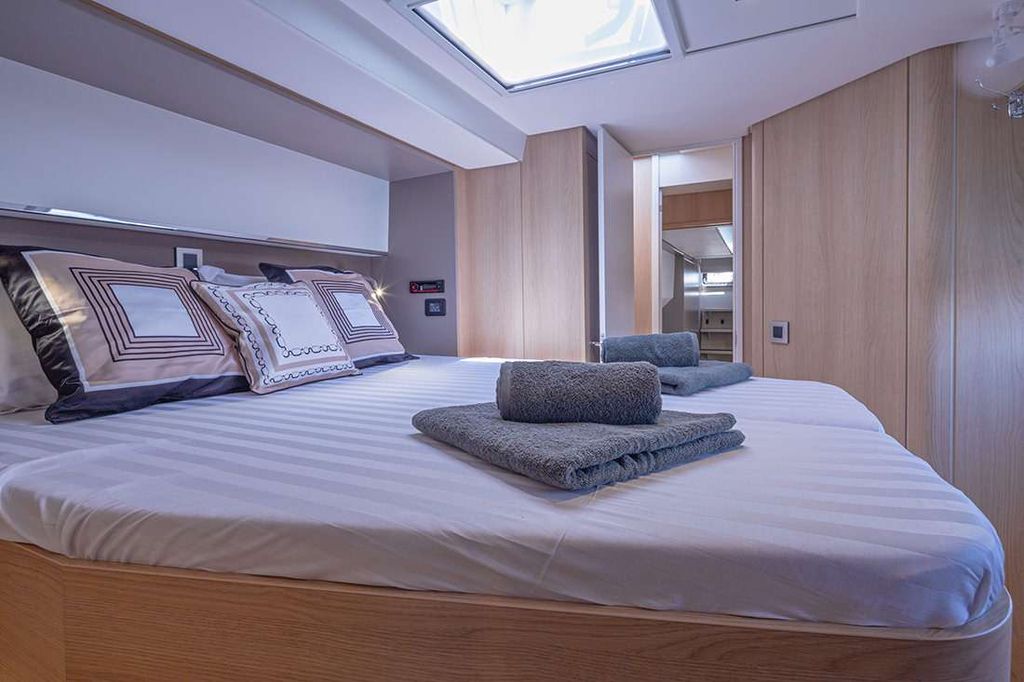 License to Chill - Boat Images