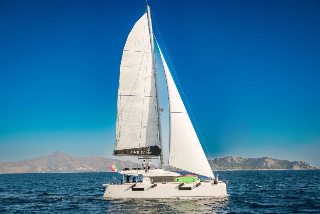 ONEIDA - Boat Images