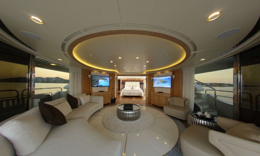 GRANDE AMORE - Boat Images