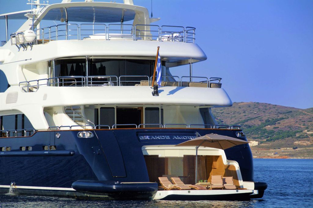 GRANDE AMORE - Boat Images
