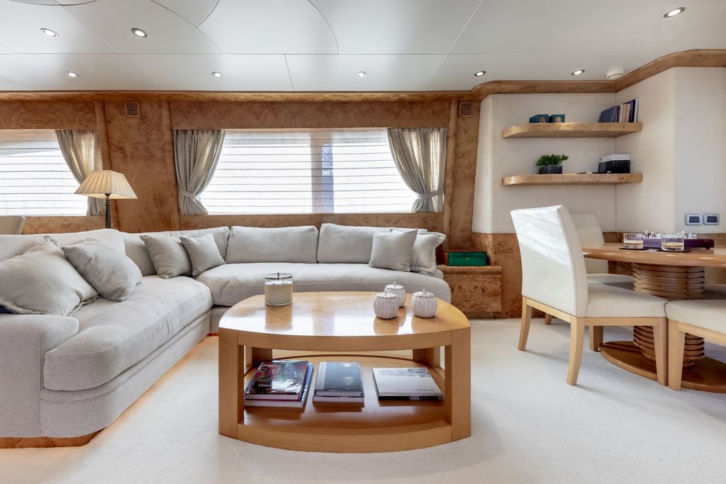ANDILIS - Boat Images