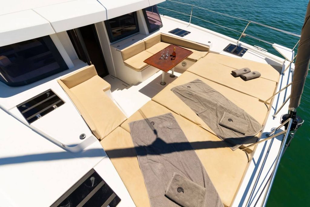 STELINA - Boat Images