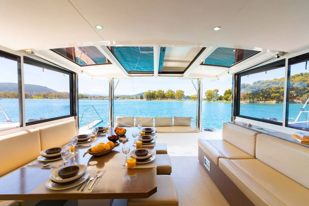 STELINA - Boat Images
