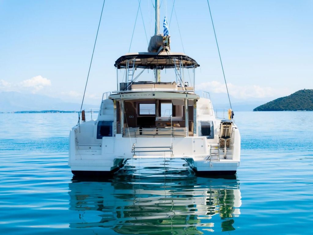 STELINA - Boat Images