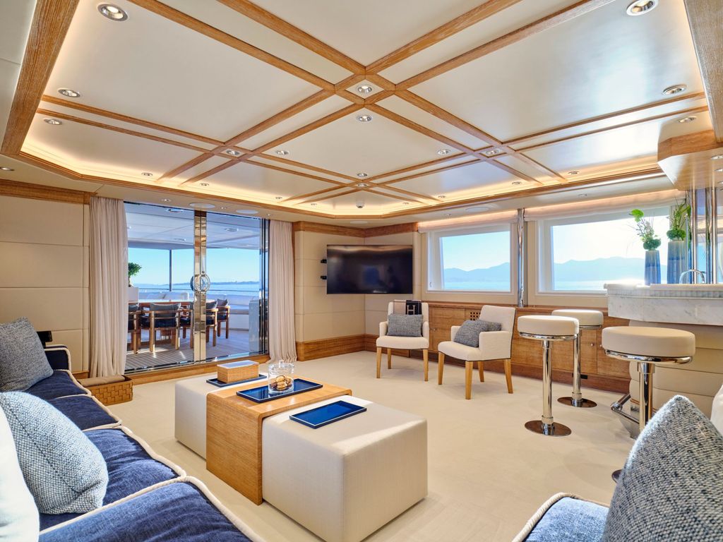 ARTEMISEA - Boat Images