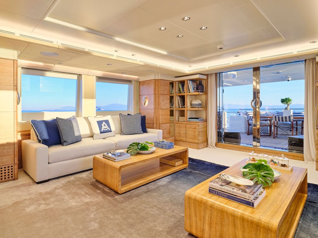 ARTEMISEA - Boat Images