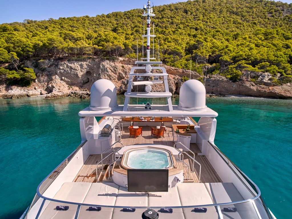 ARTEMISEA - Boat Images