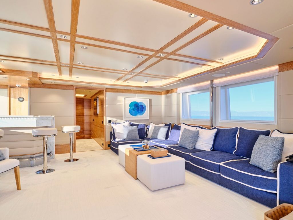 ARTEMISEA - Boat Images