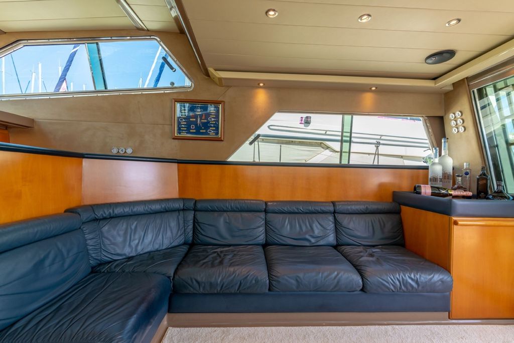 CRYSTAL - Boat Images