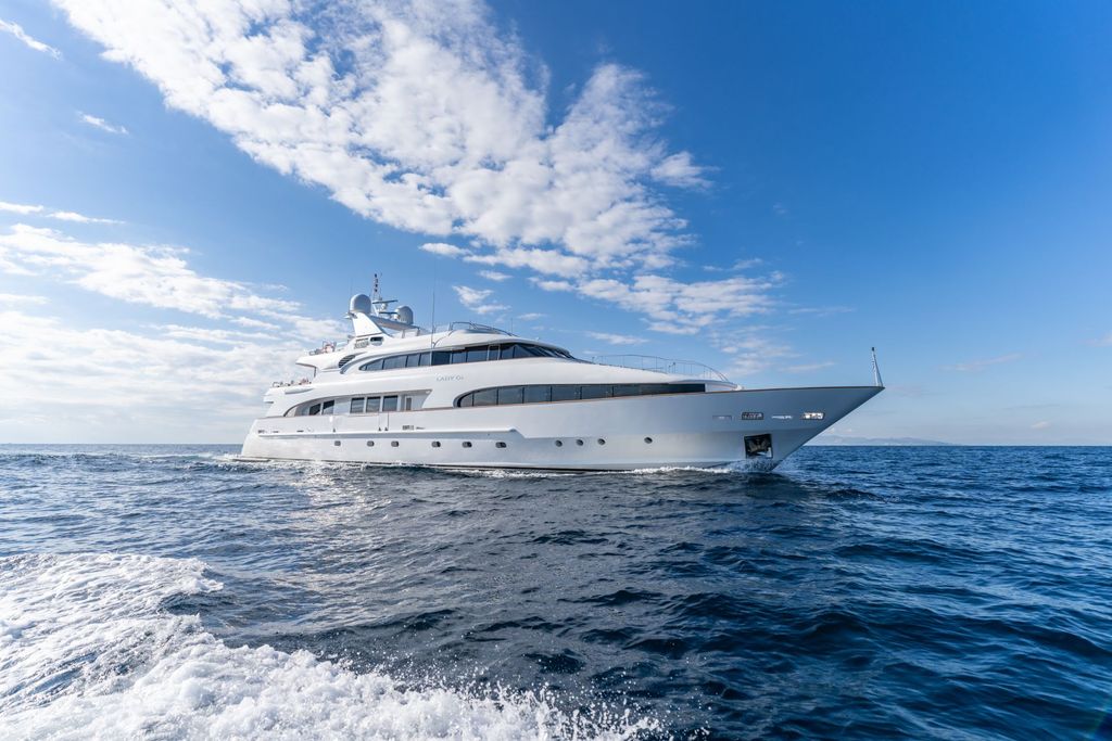 LADY G II - Boat Images