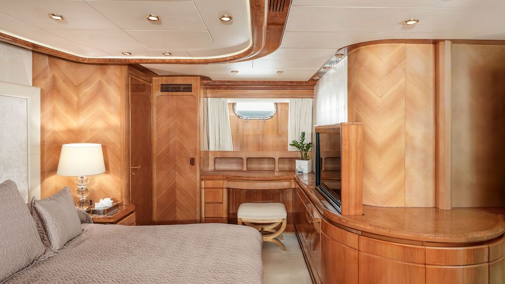 LADY G II - Boat Images