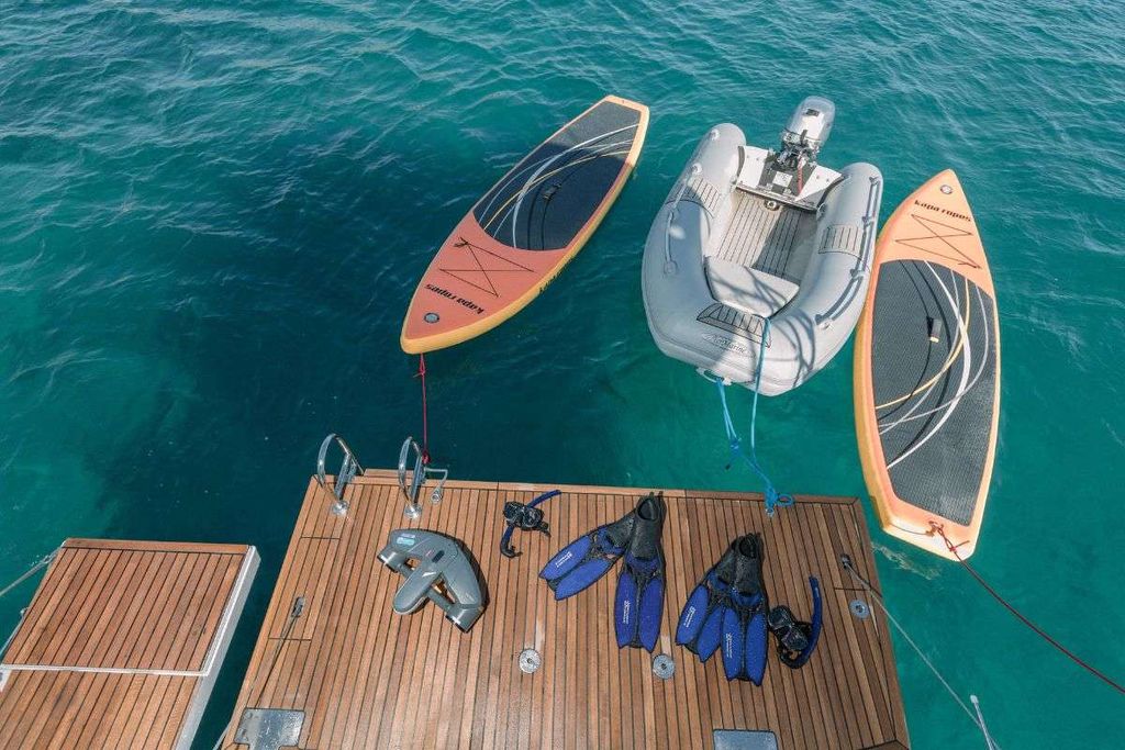 EUPHORIA - Boat Images