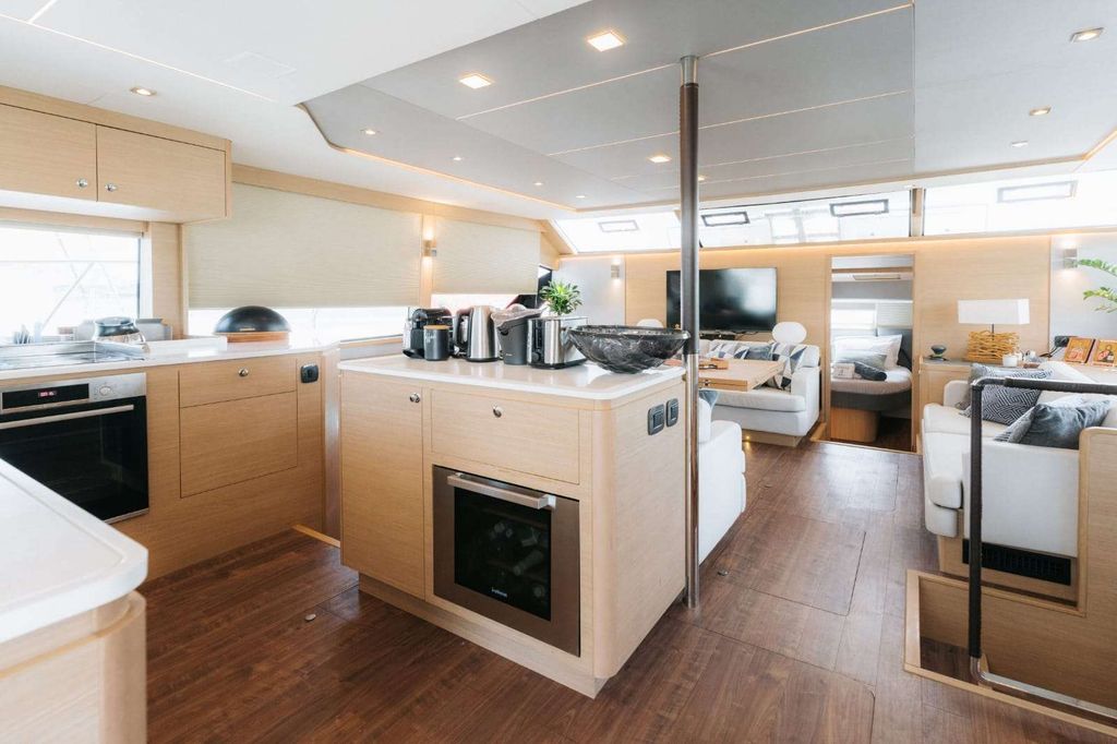 TiAmo - Boat Images